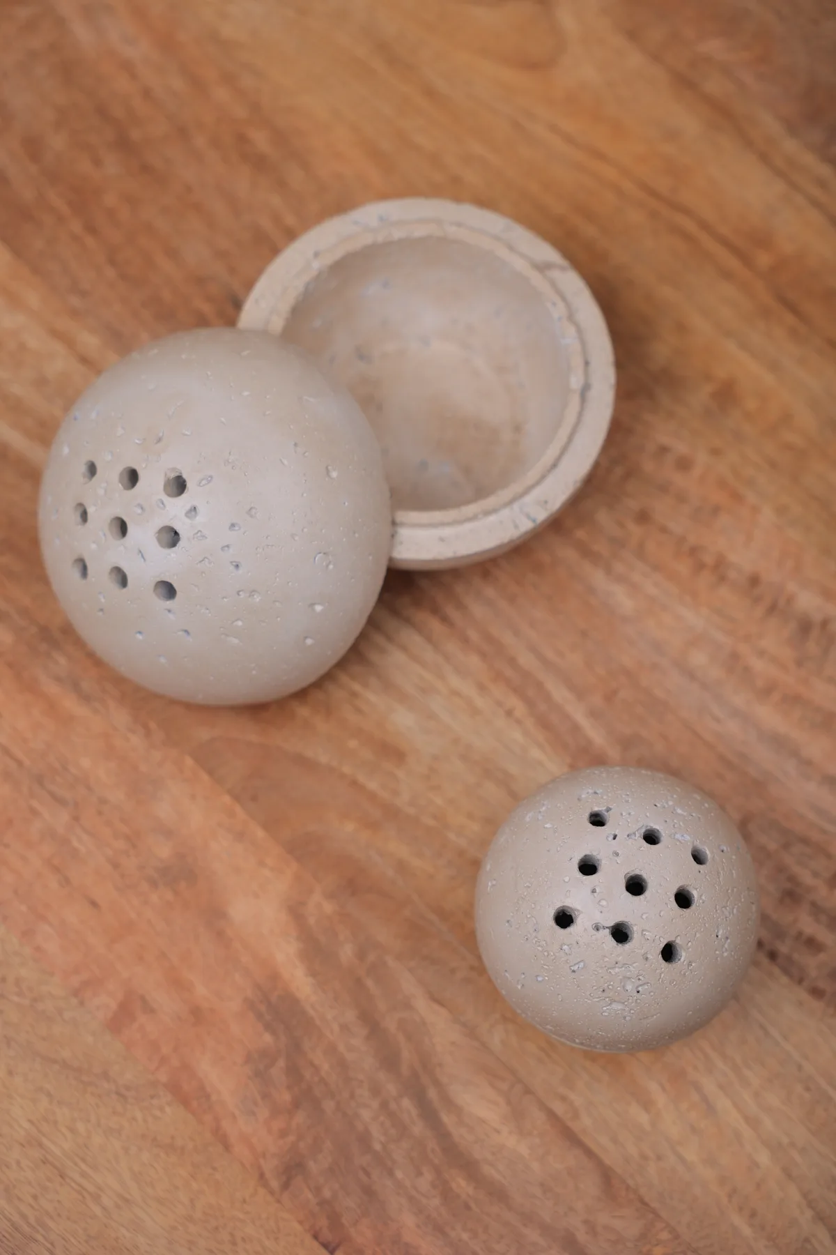 مبخرة حجريه دائريه
