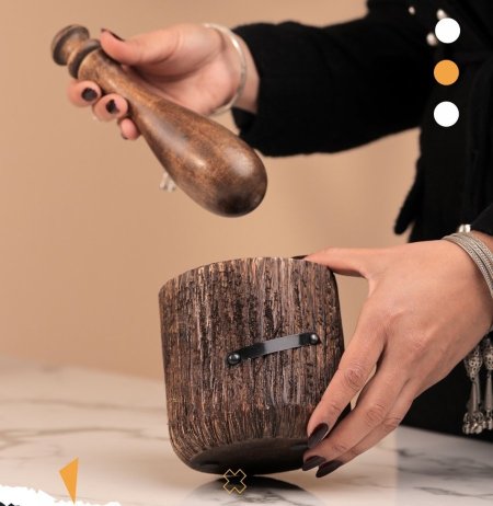 AFRICANO-32 مدقة خشبية