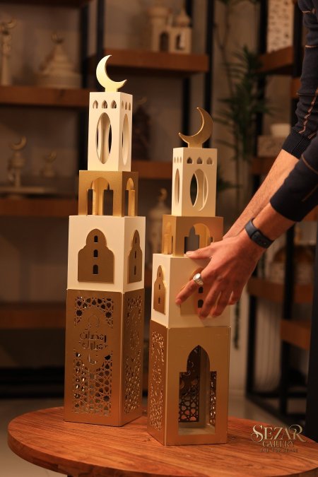 ZAWRAQ-7/9 creamطقم فوانيس