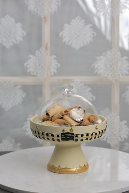 Lilac-7 مضيفة مع قاعده