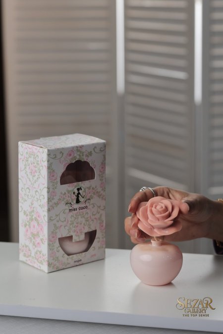 AYT-66 معطر عيدان مع فواحة شكل ورده