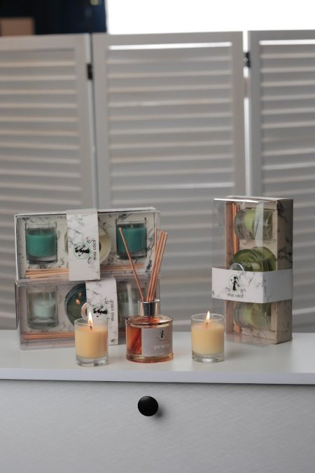 AYT-9&10 بكج معطر جو مع شمع